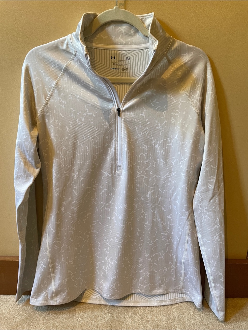 LG Women's Light Gray Quarter-Zip Mock Neck Pullover